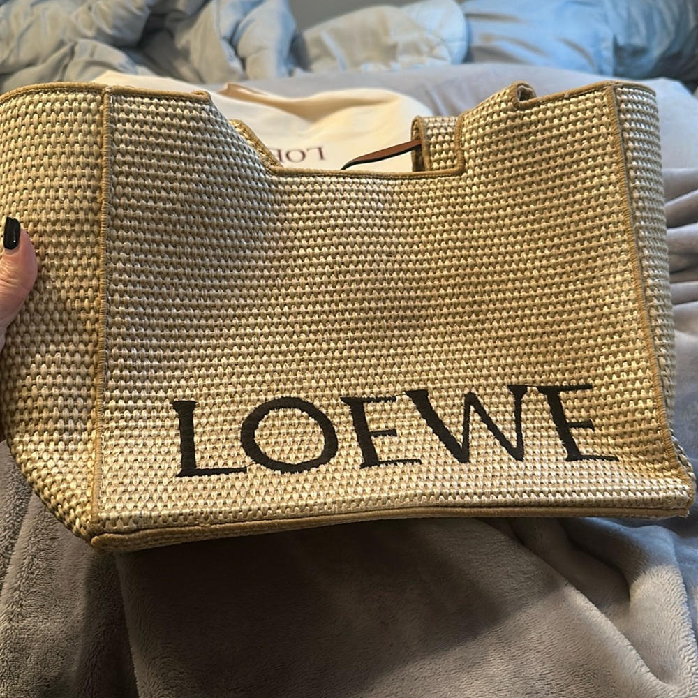 Tote bag